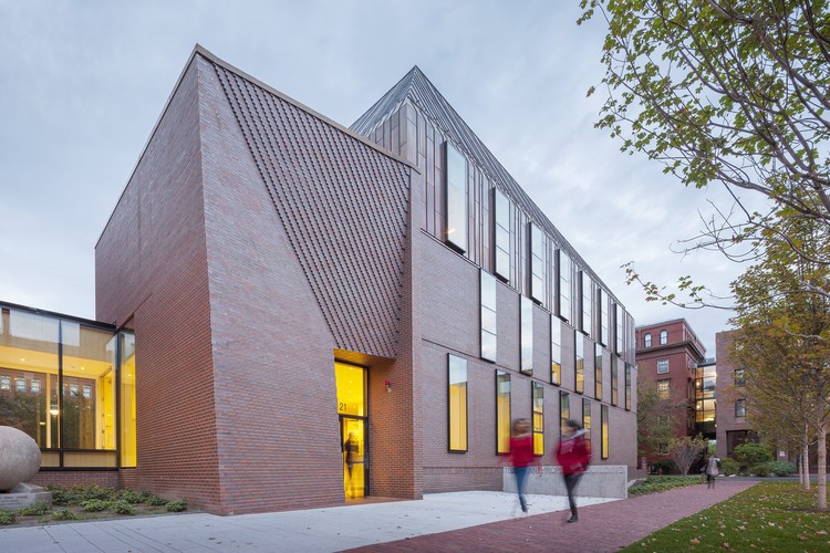 Tozzer Anthropology Building / Kennedy & Violich Architecture, © John Horner